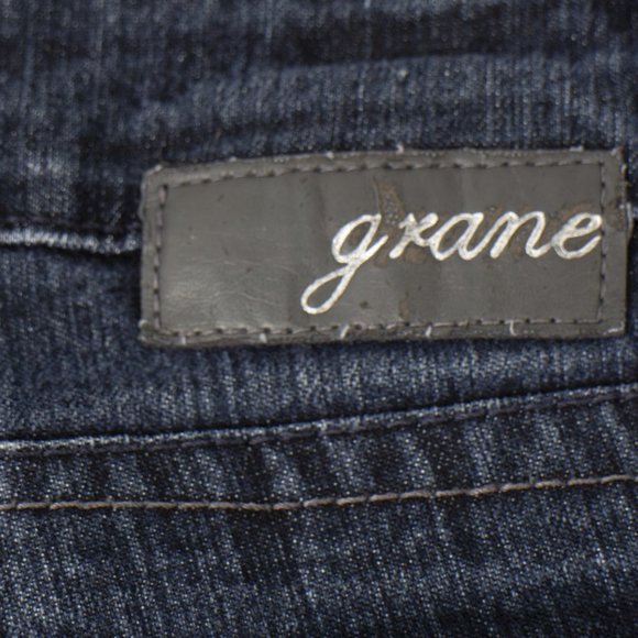 Grane Straight Fit 9 (28 X 31) Women's Denim Jeans Dark Wash Zip Fly Distressed - Picture 2 of 9